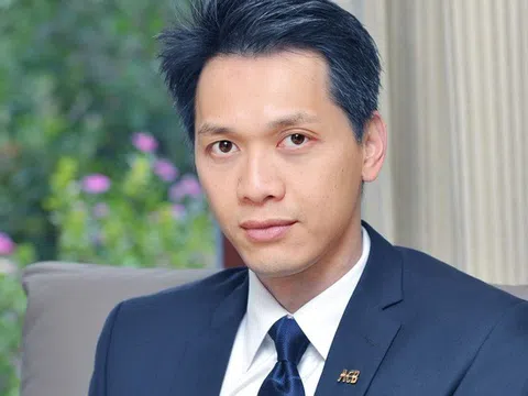 Ông Trần Hùng Huy: từ áp lực khi buộc phải ngồi ghế nóng ở tuổi 34 đến vị chủ tịch ngân hàng “phản ứng nhanh” với sự thay đổi