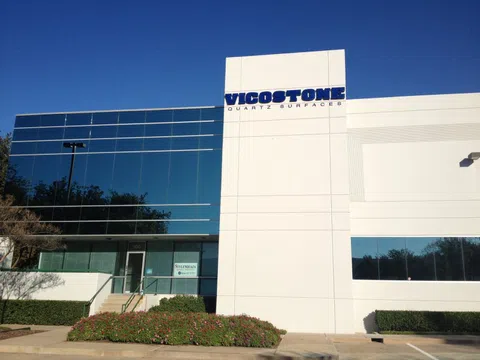 6 tháng, Vicostone đạt doanh thu 3.344 tỷ đồng tăng 34% so với cùng kỳ hoàn thành 49% kế hoạch, LNTT đạt 965 tỷ đồng, tăng 46% so với cùng kỳ đạt 50% kế hoạch năm