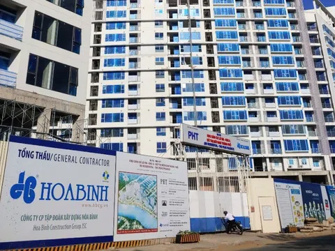 Tập đoàn Hòa Bình của doanh nhân Lê Viết Hải chậm thanh toán công nợ từ tháng 7/2022, hàng loạt nhà thầu phụ thông báo dừng thi công