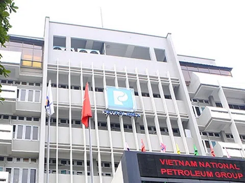 Tập đoàn Xăng dầu Việt Nam Petrolimex (PLX) có 3.156 tỷ đồng gửi tại PG Bank (PGB) trước thềm thoái vốn