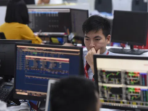Làm gì khi chọn đúng cổ phiếu nhưng sai thời điểm?