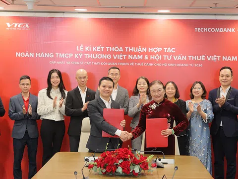Techcombank hợp tác với Hội tư vấn thuế Việt Nam hỗ trợ hộ kinh doanh chuyển đổi thuế và phát triển bền vững